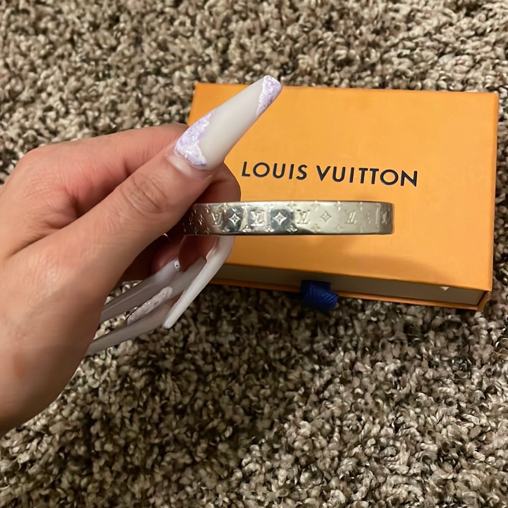 Louis Vuitton nanogram cuff😍
